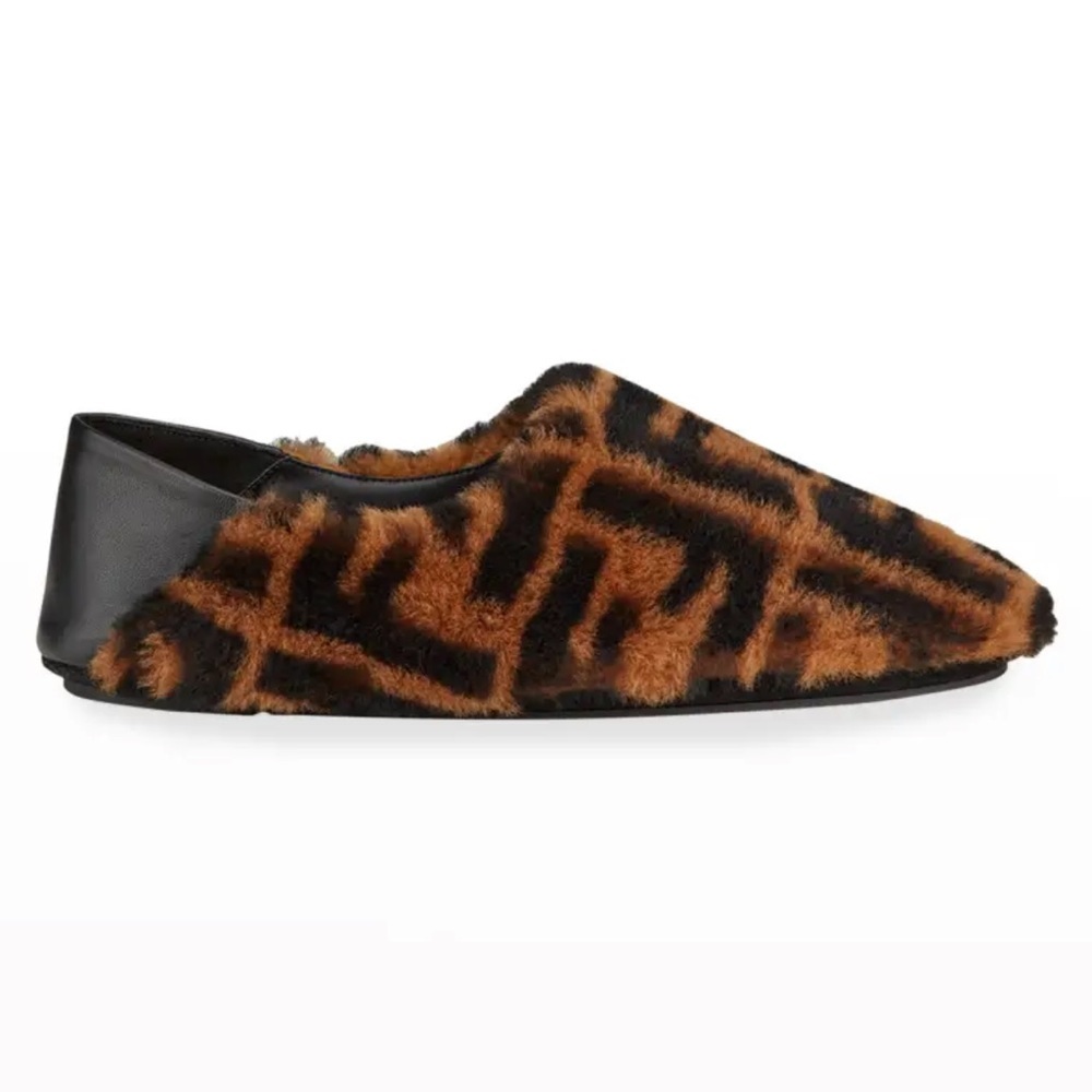 Fendi FF Shearling Fur Slippers Shoes in Brown NIB - Picture 3 of 11